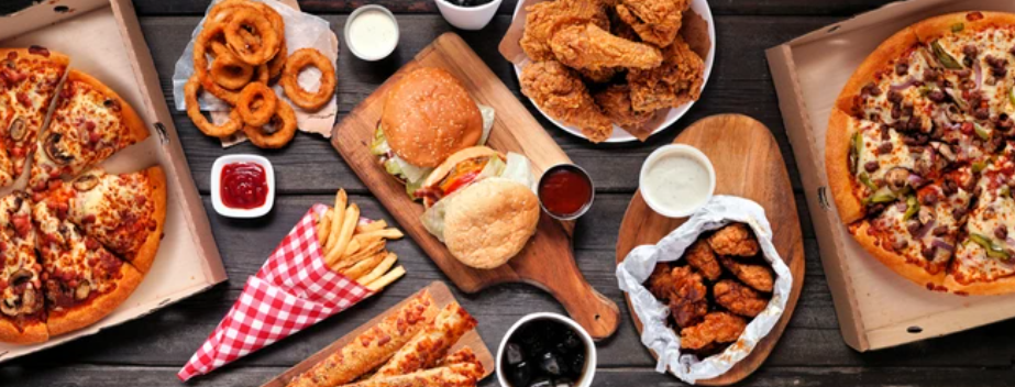  Great Pizza. Even Better Beats

The oven is fired up and the playlist is on point. From funky grooves to laid-back tunes, the music at Mozypizza is the perfect ingredient to your slice.
