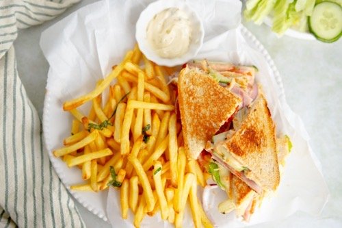 HAM AND CHEESE SANDWICH